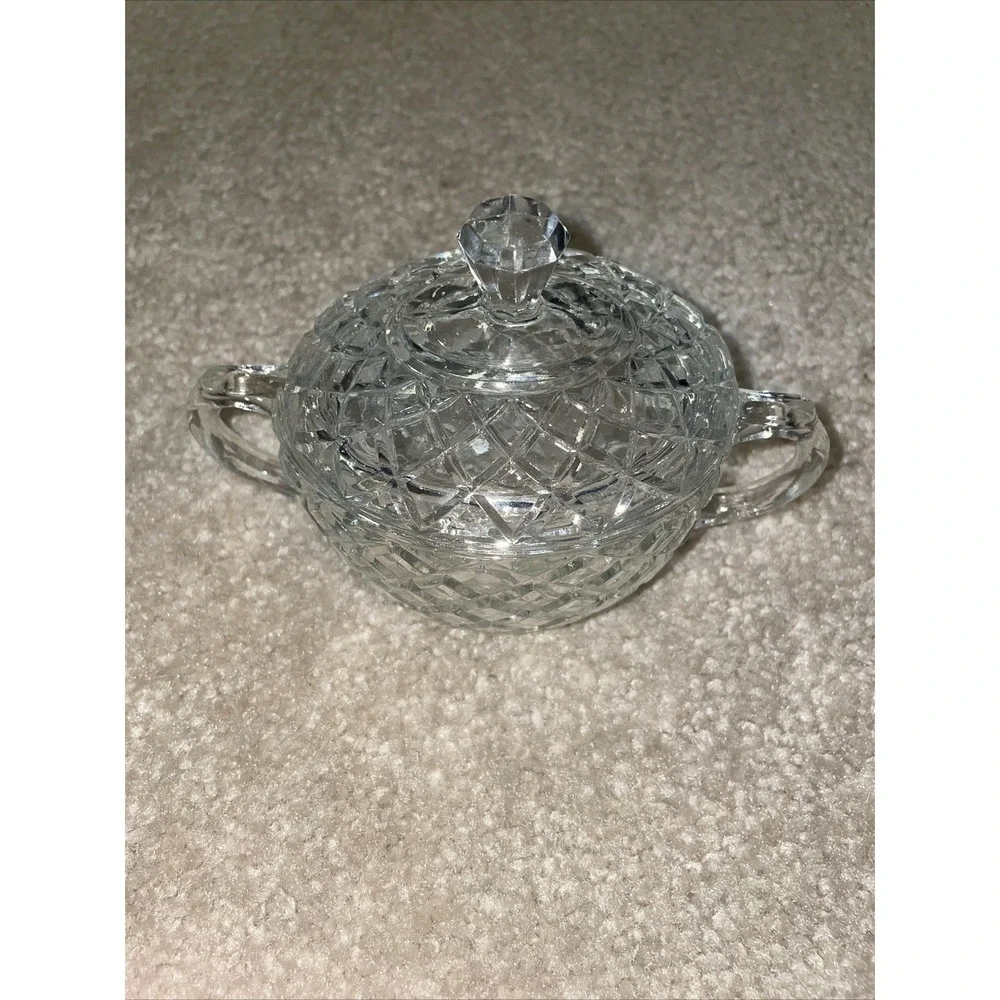 Vintage Pressed Glass Creamer and Lidded Sugar Bowl Set‎ Diamond Pattern Clear